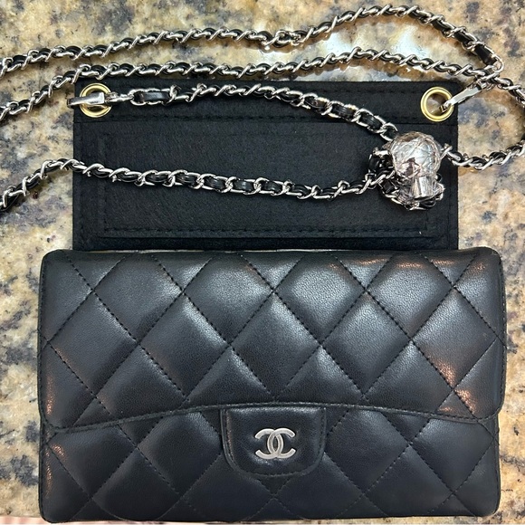 Chanel long flap wallet lambskin matelasse - Picture 7 of 16